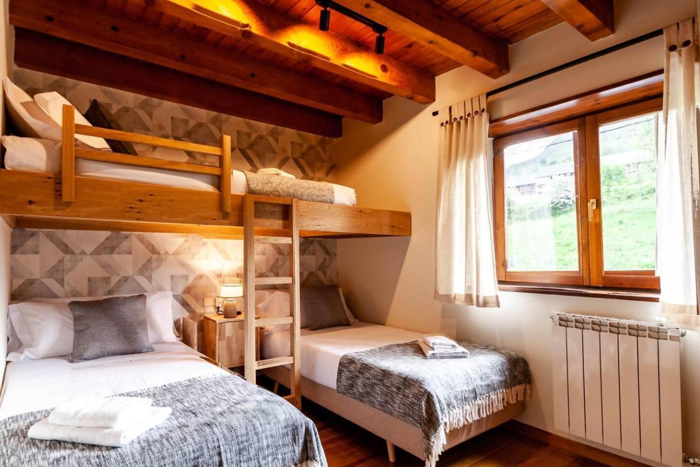 Espacioso Apartamento Con Jardin En Salardu Naut Aran Exterior photo